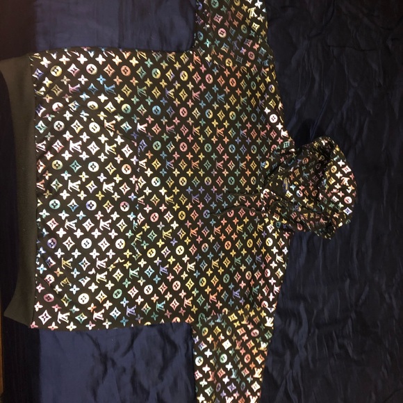 Louis Vuitton sweater - Picture 6 of 7